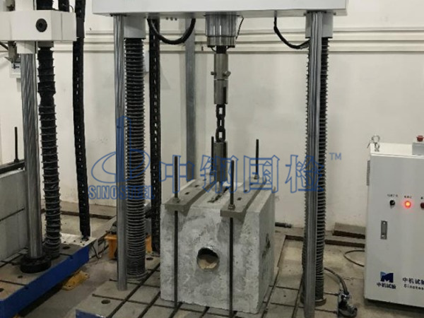 中鋼國檢實驗室實拍，預埋槽道檢測中